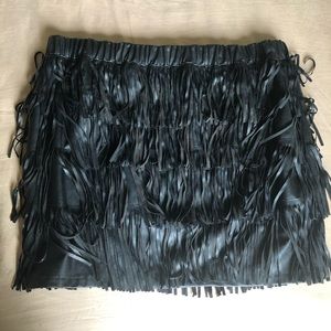 Skirt with leather fringe